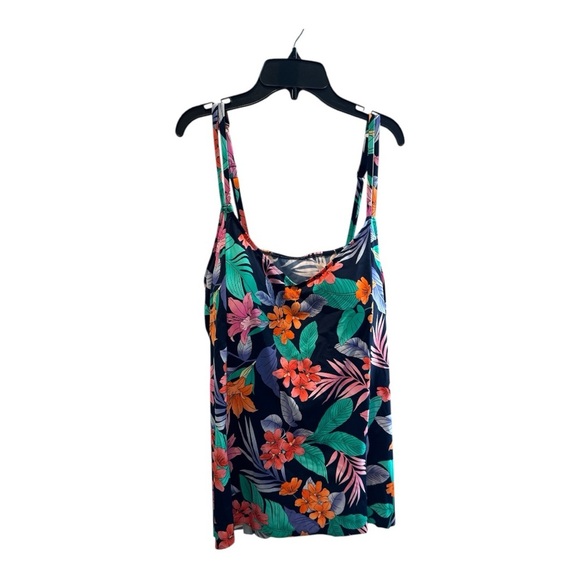 Swim Solutions Plus Size Printed Double-Strap Princess Tankini Top - Picture 4 of 7